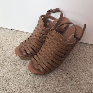 Caramel Brown Mossimo Wedges